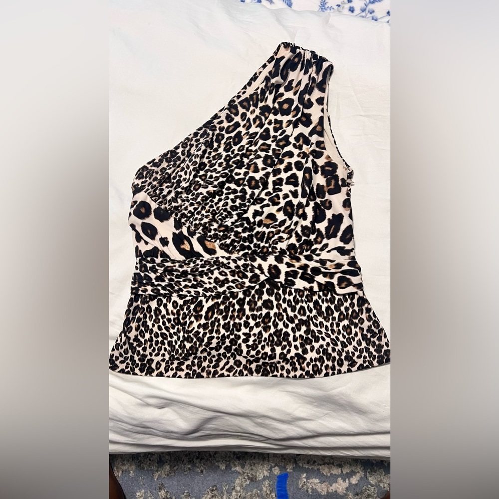 NWOT Leopard Print One-Shoulder Top